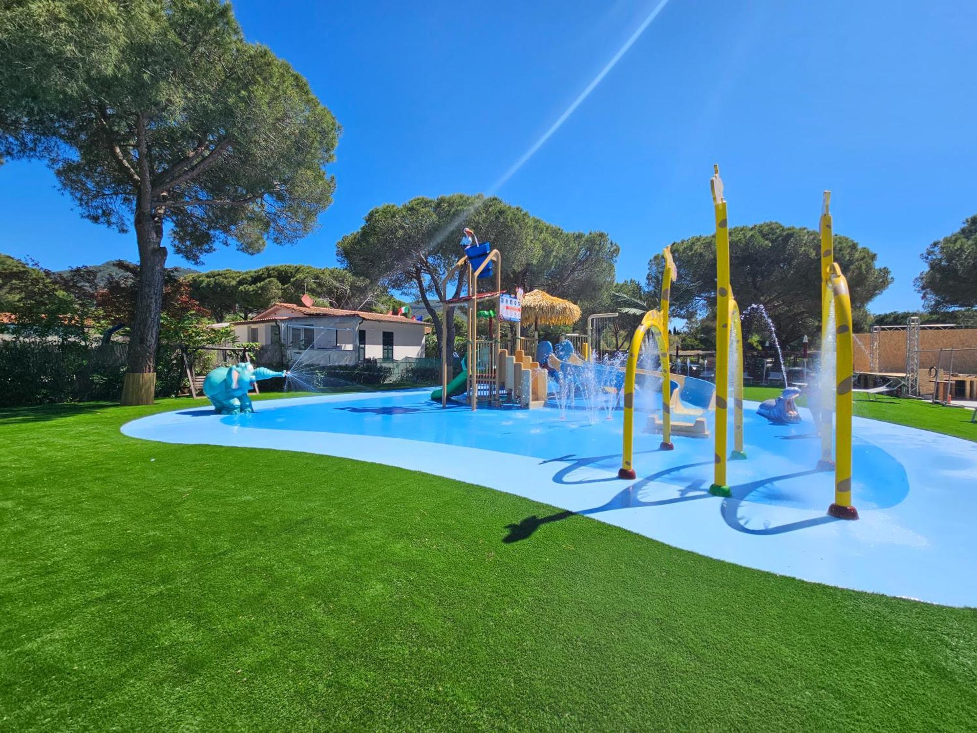 Camping Lacona Pineta كابوليفيري المظهر الخارجي الصورة